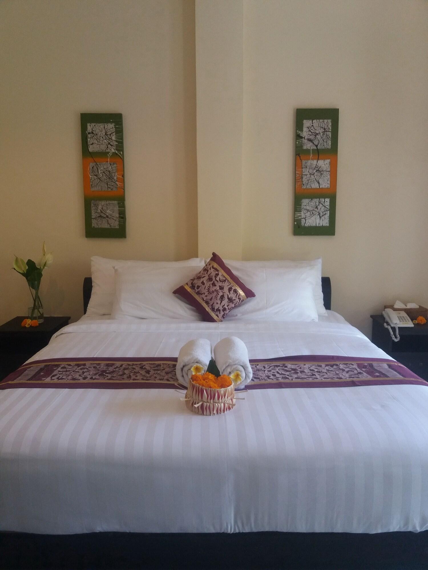 Liyer House Hotel Lodtunduh Buitenkant foto