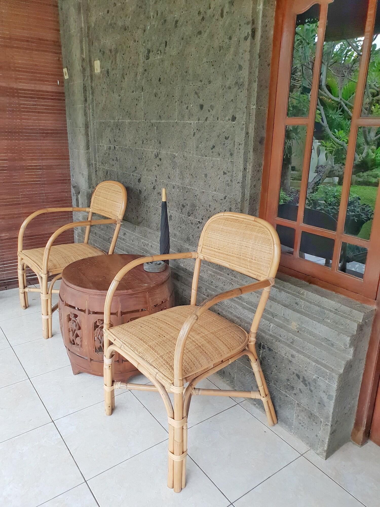 Liyer House Hotel Lodtunduh Buitenkant foto