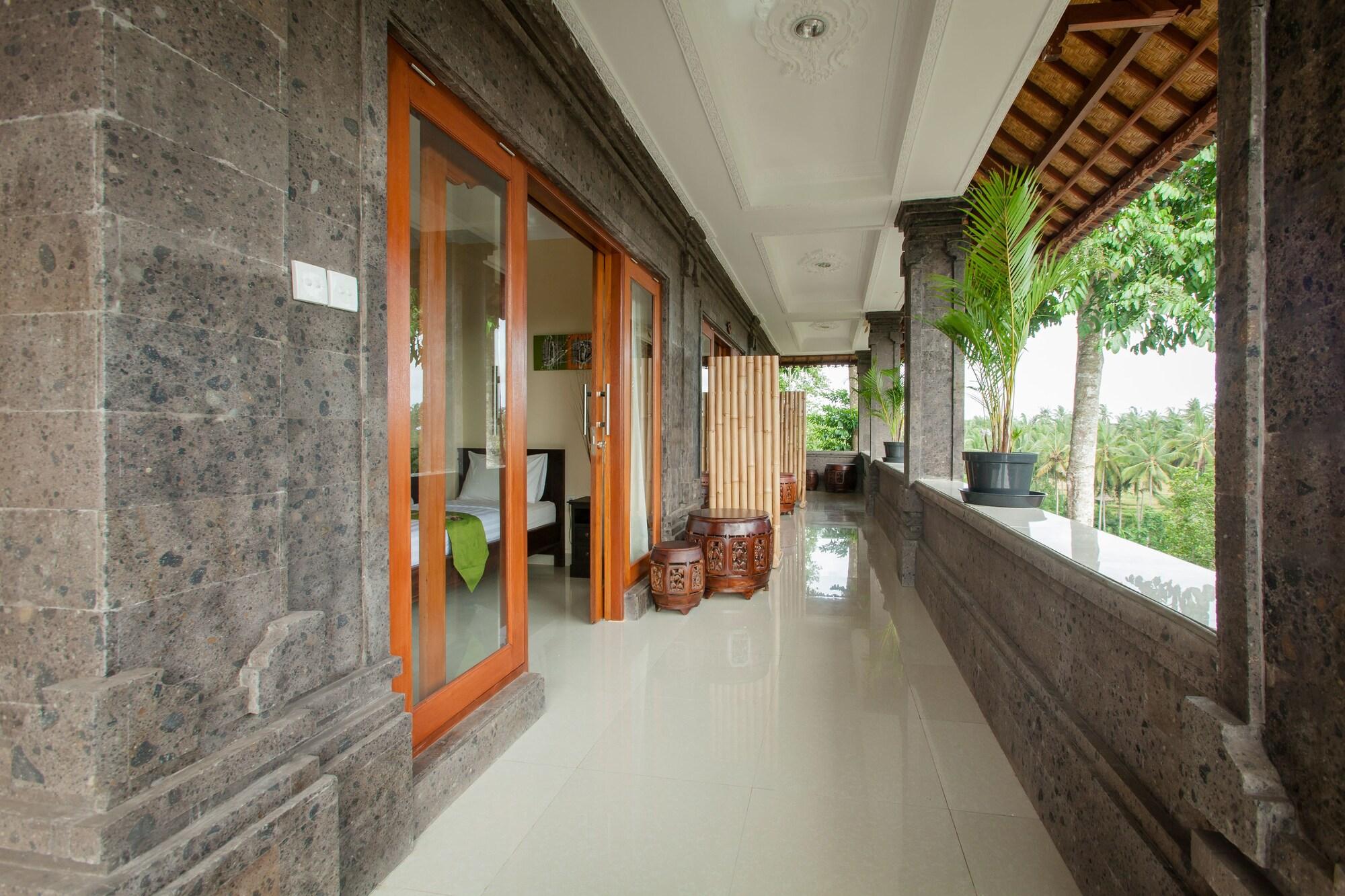 Liyer House Hotel Lodtunduh Buitenkant foto